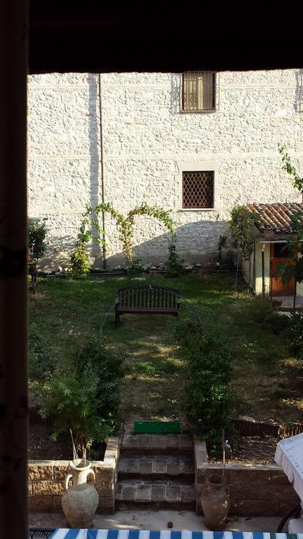 B&B La Casuccia Di Asís Exterior foto