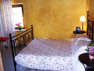 B&B La Casuccia Di Asís Exterior foto